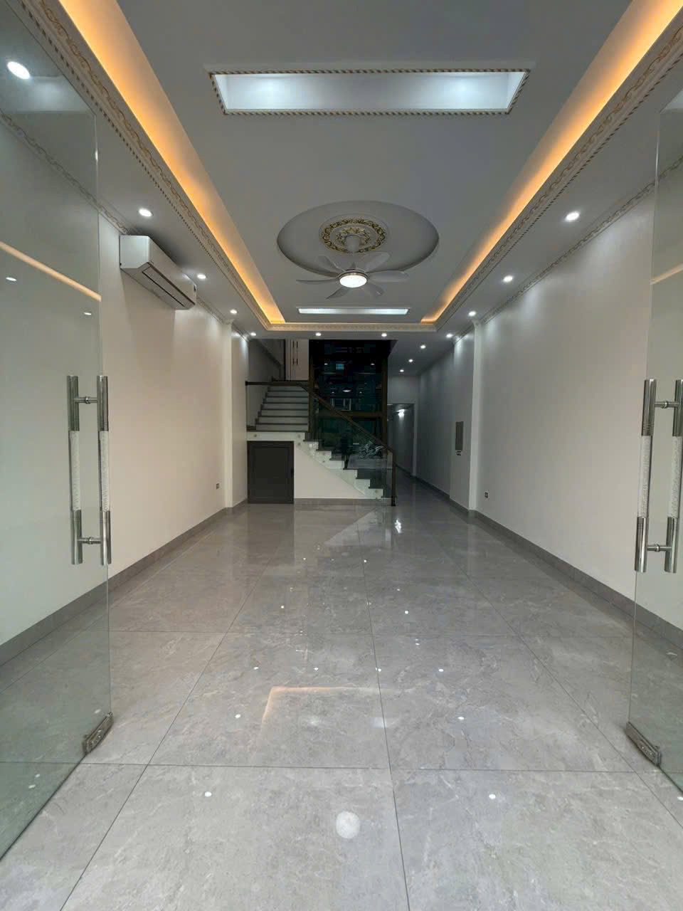 Cho thuê nhà 5PN Đại Phúc