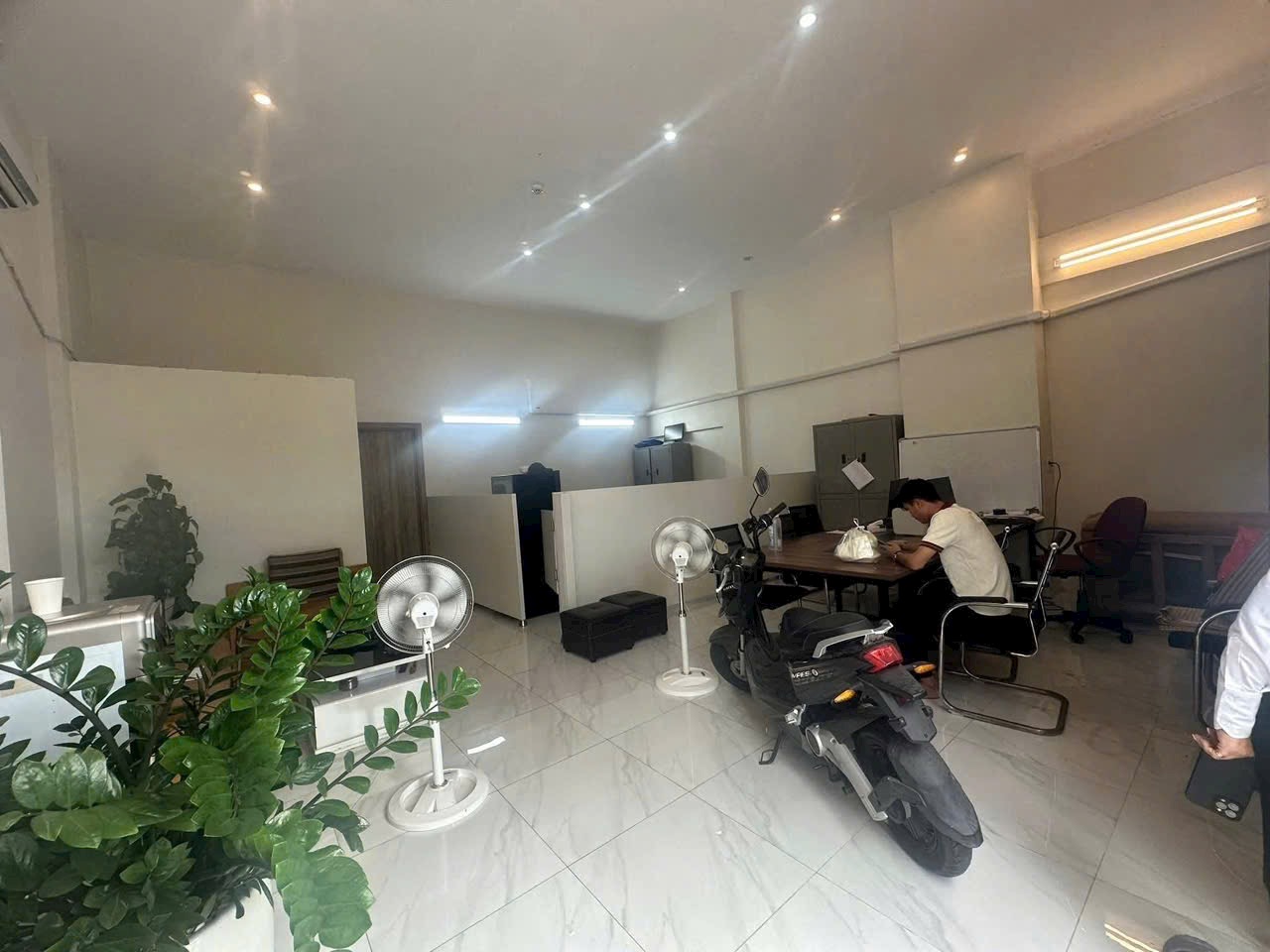 Bán căn chân đế CC Hud Trầu Cau