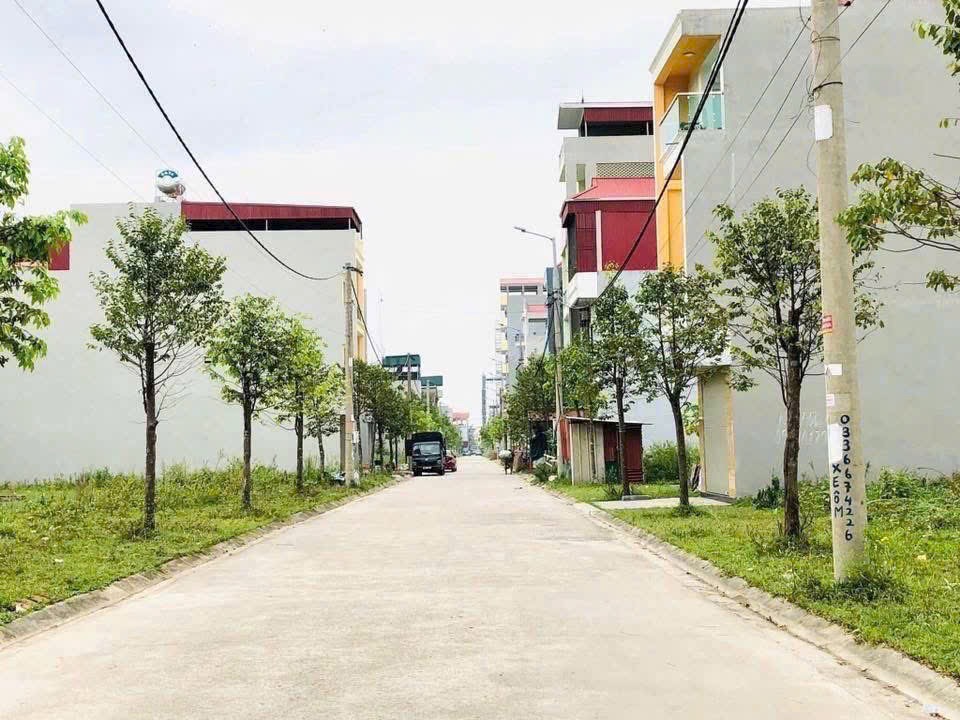 Bán lô đất dãy A1 Đồng Nhỏ, Quang Châu