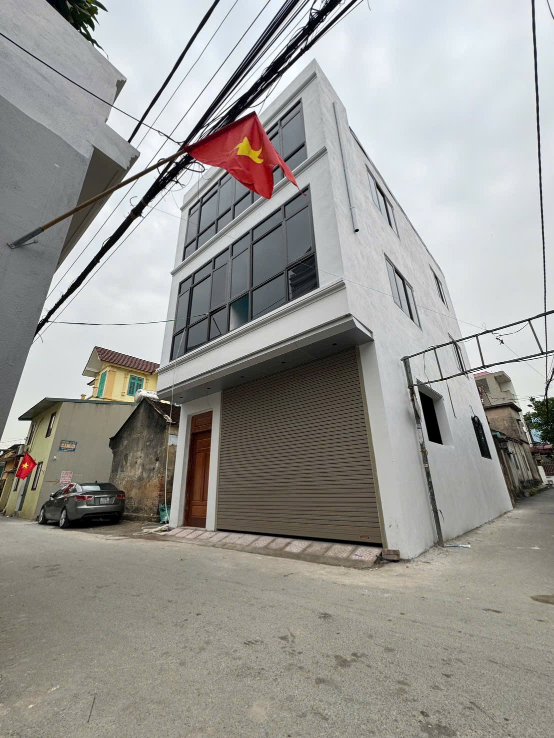 Bán nhà 3 tầng mới xây khu 7, Đại Phúc