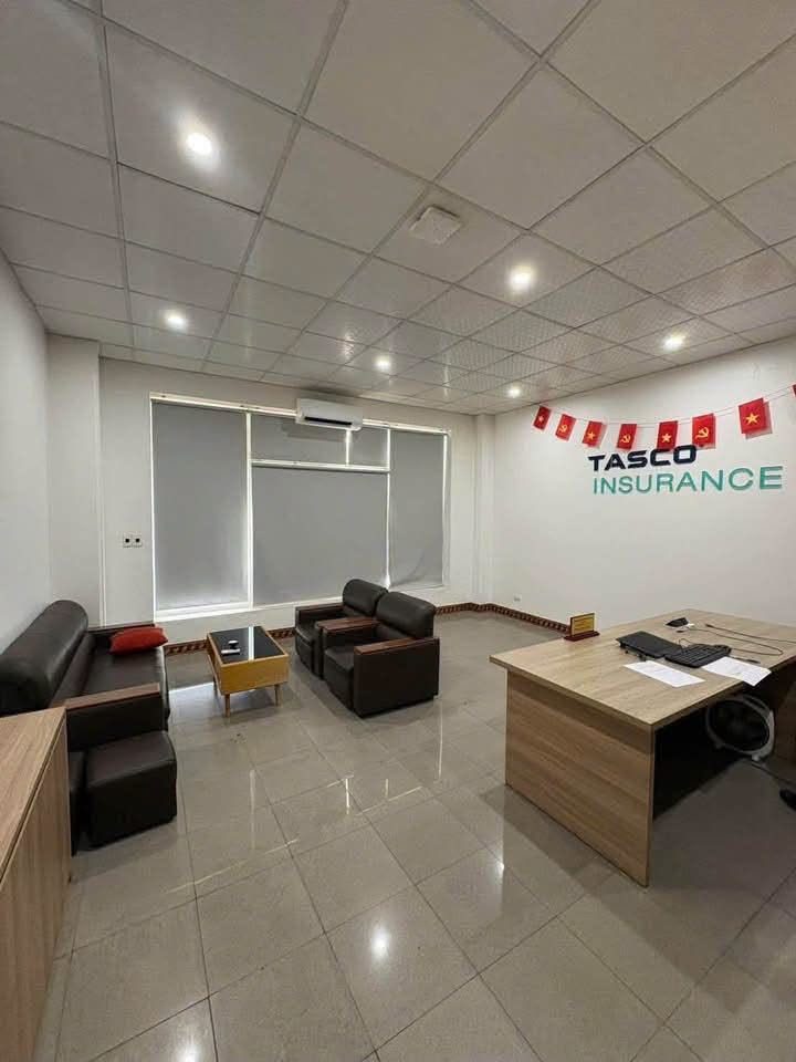 Cho thuê văn phòng mặt đường Nguyễn Văn Cừ