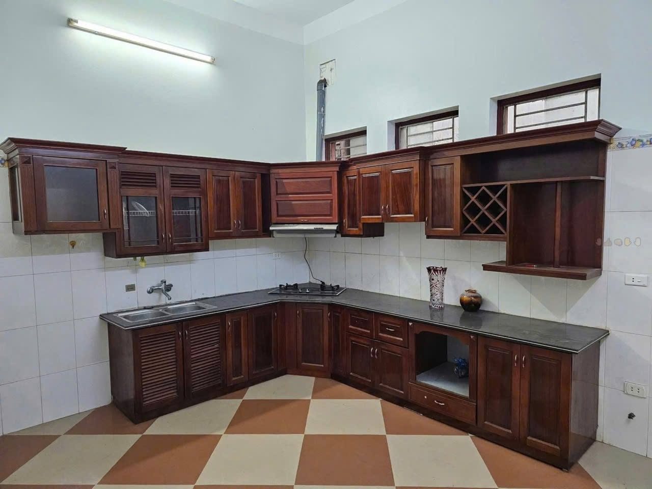 Cho thuê căn nhà đẹp Kinh Bắc