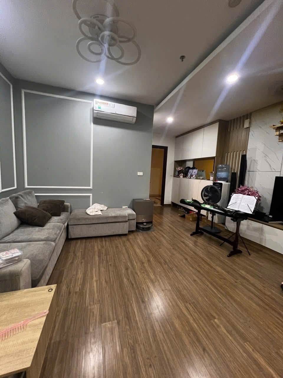 Cho thuê Royal Park 2PN full nội thất