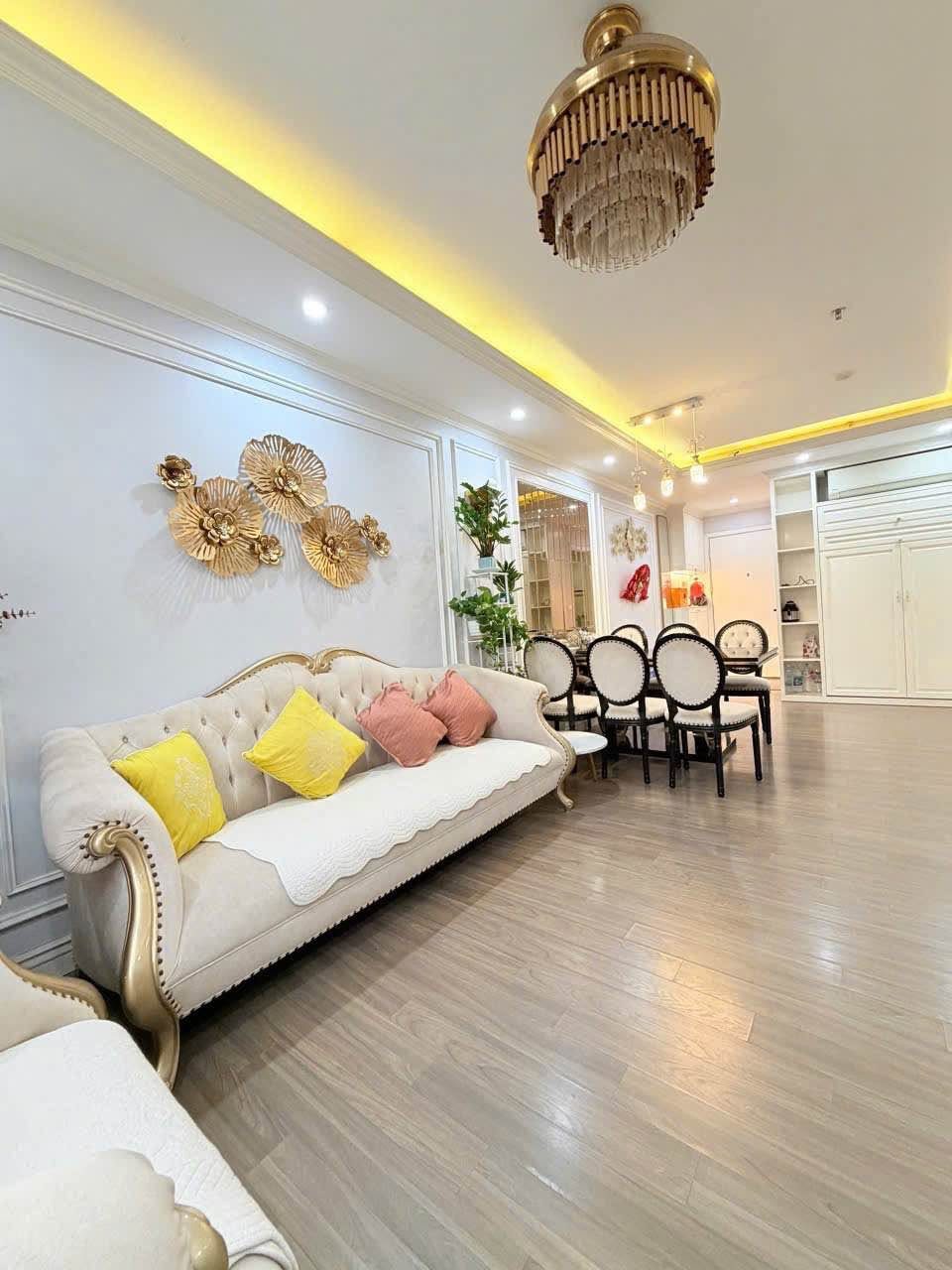 Căn hộ Royal Park 3PN đầy đủ nội thất
