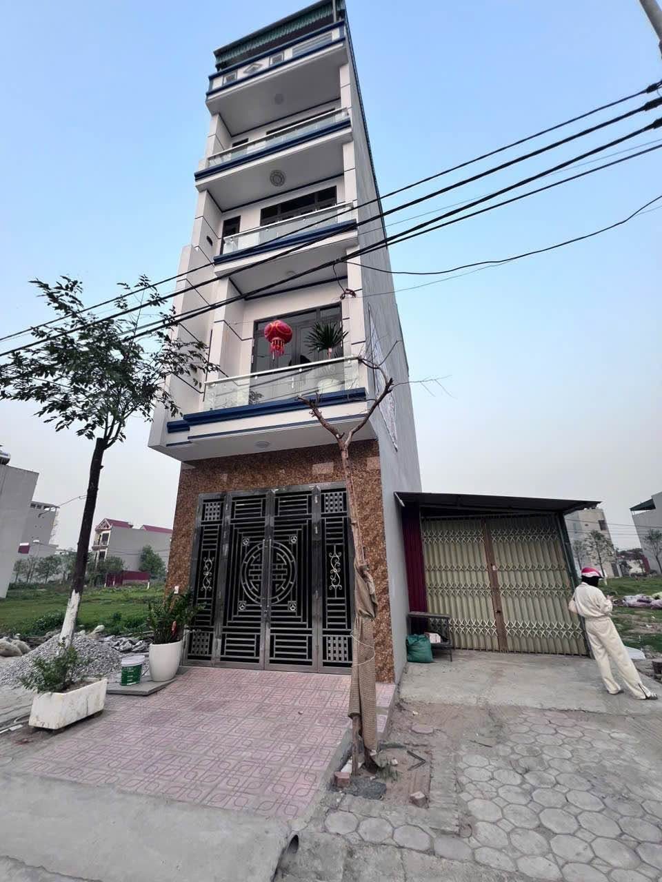 Bán lô đất trục chính Quang Châu giá nhỉnh 3 tỷ