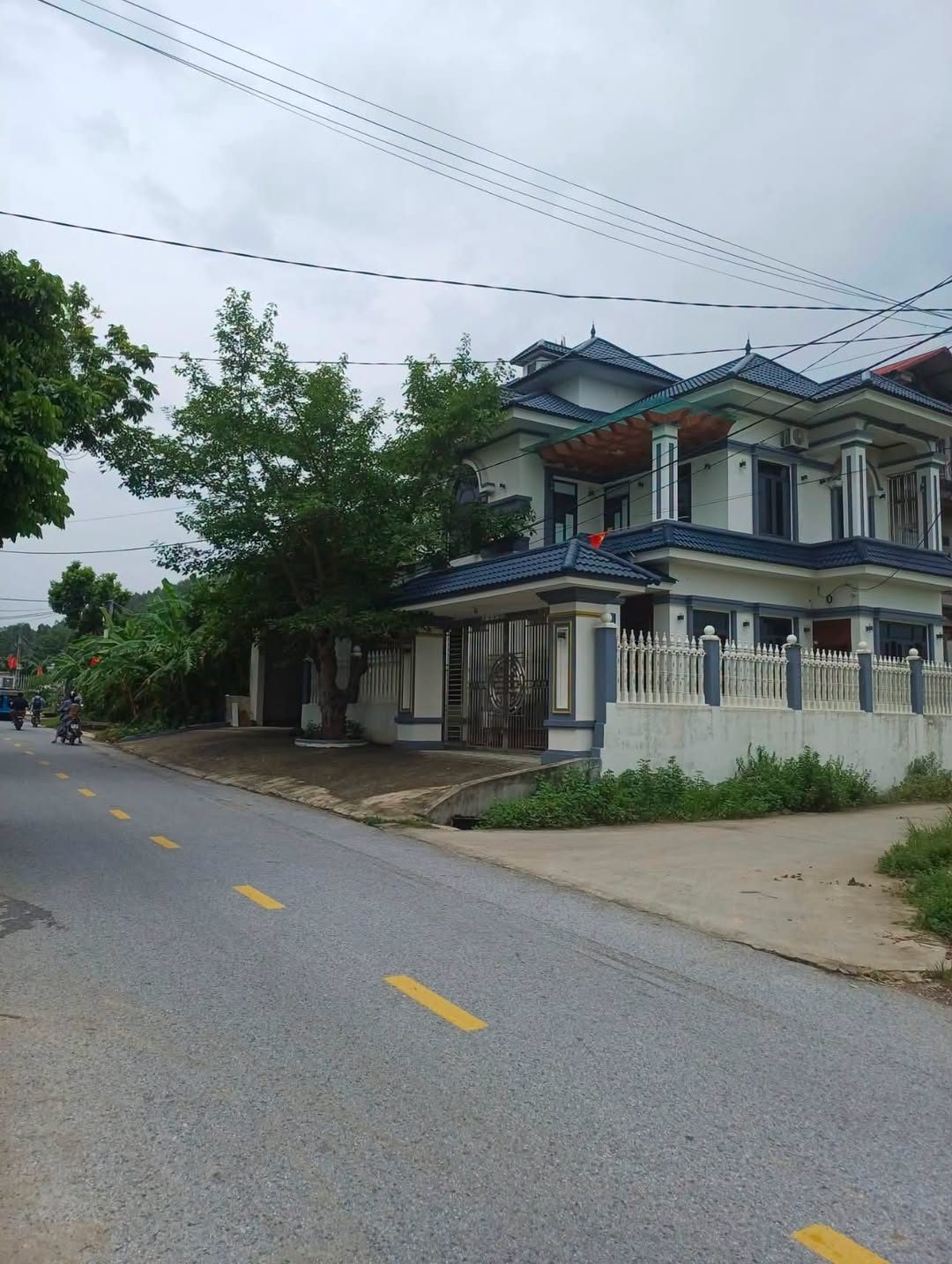 Bán biệt thự mới xây 230m² lô góc Ngọc Vân, Tân Yên